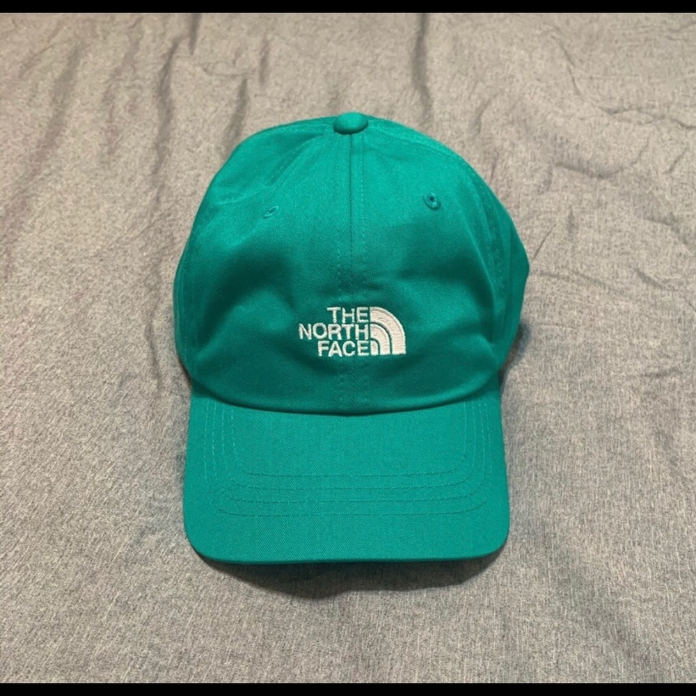 🌈Brand new - super cute color! Teal color.